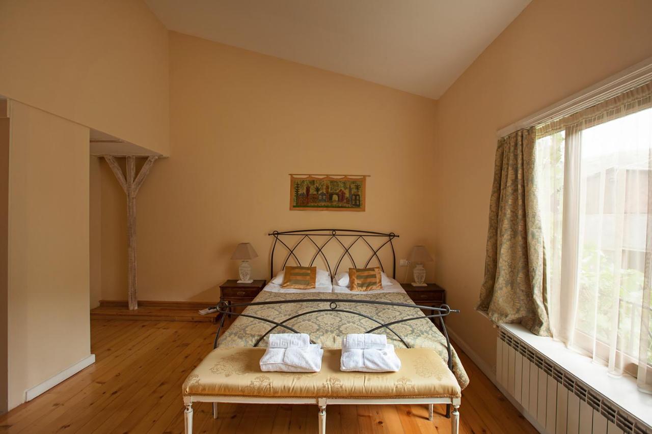 Caravan Villa Tbilisi Eksteriør billede