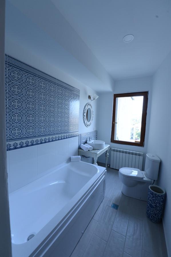 Caravan Villa Tbilisi Eksteriør billede