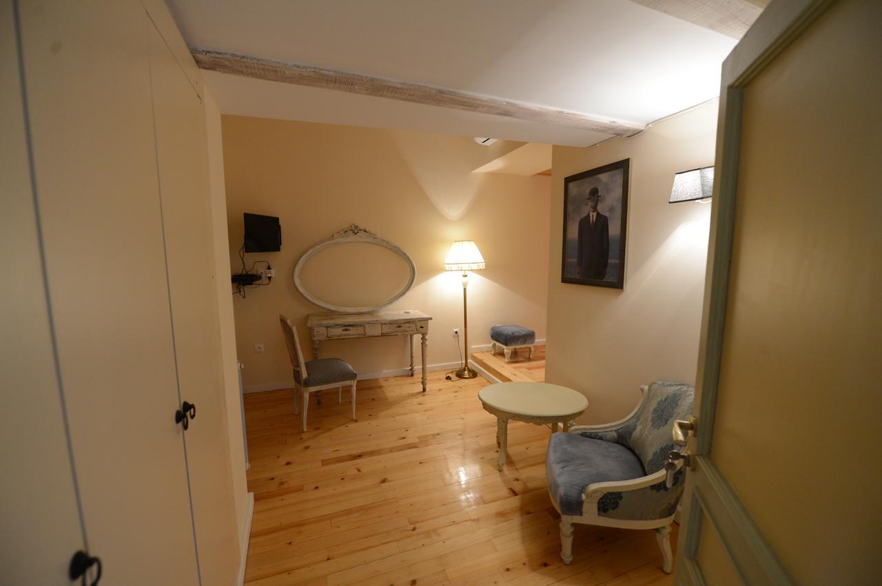 Caravan Villa Tbilisi Eksteriør billede