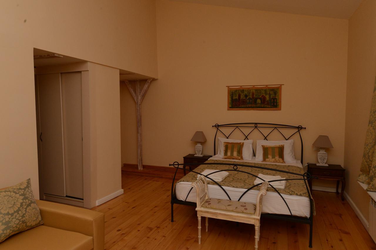 Caravan Villa Tbilisi Eksteriør billede