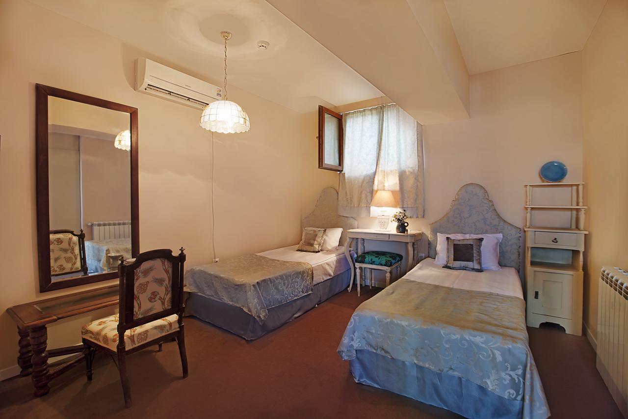 Caravan Villa Tbilisi Eksteriør billede