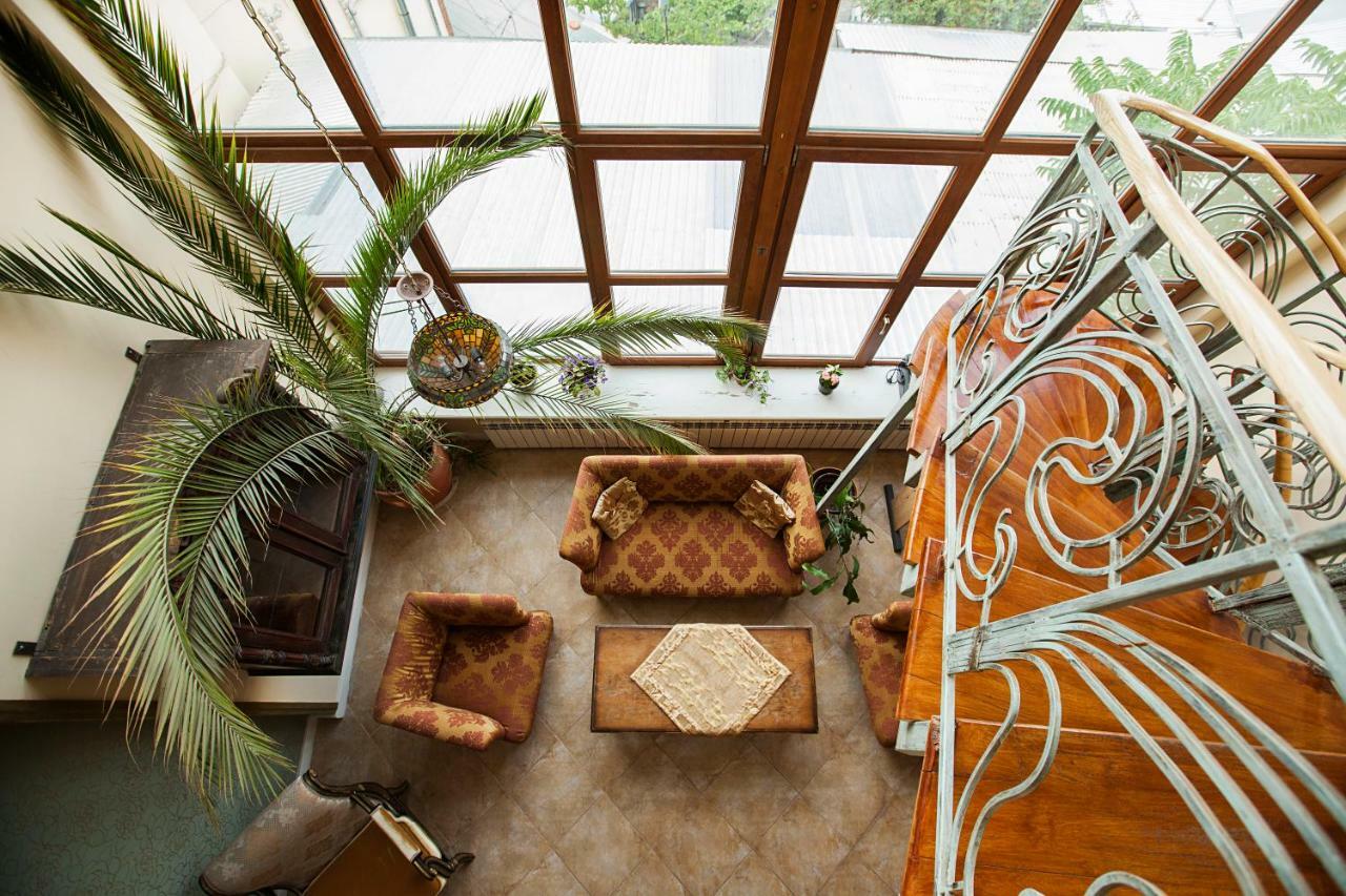 Caravan Villa Tbilisi Eksteriør billede