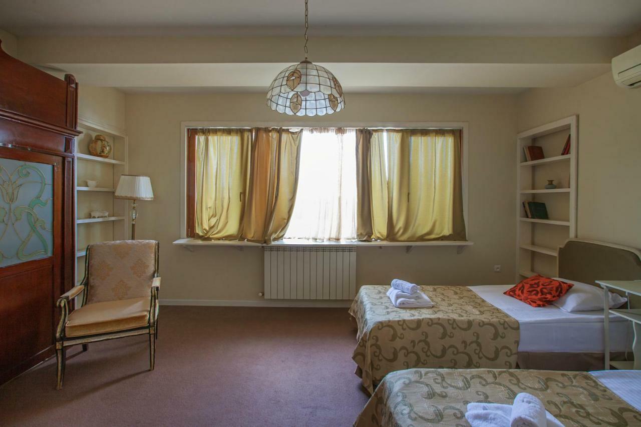 Caravan Villa Tbilisi Eksteriør billede