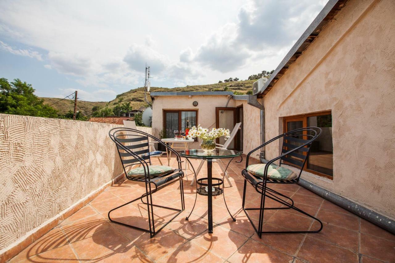 Caravan Villa Tbilisi Eksteriør billede