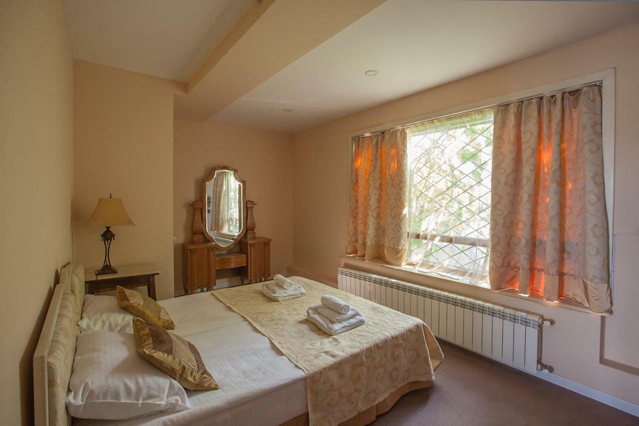 Caravan Villa Tbilisi Eksteriør billede