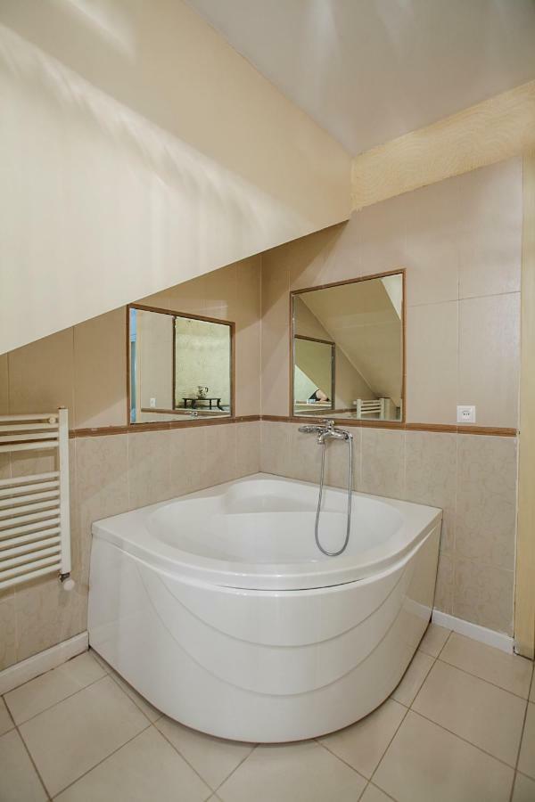 Caravan Villa Tbilisi Eksteriør billede